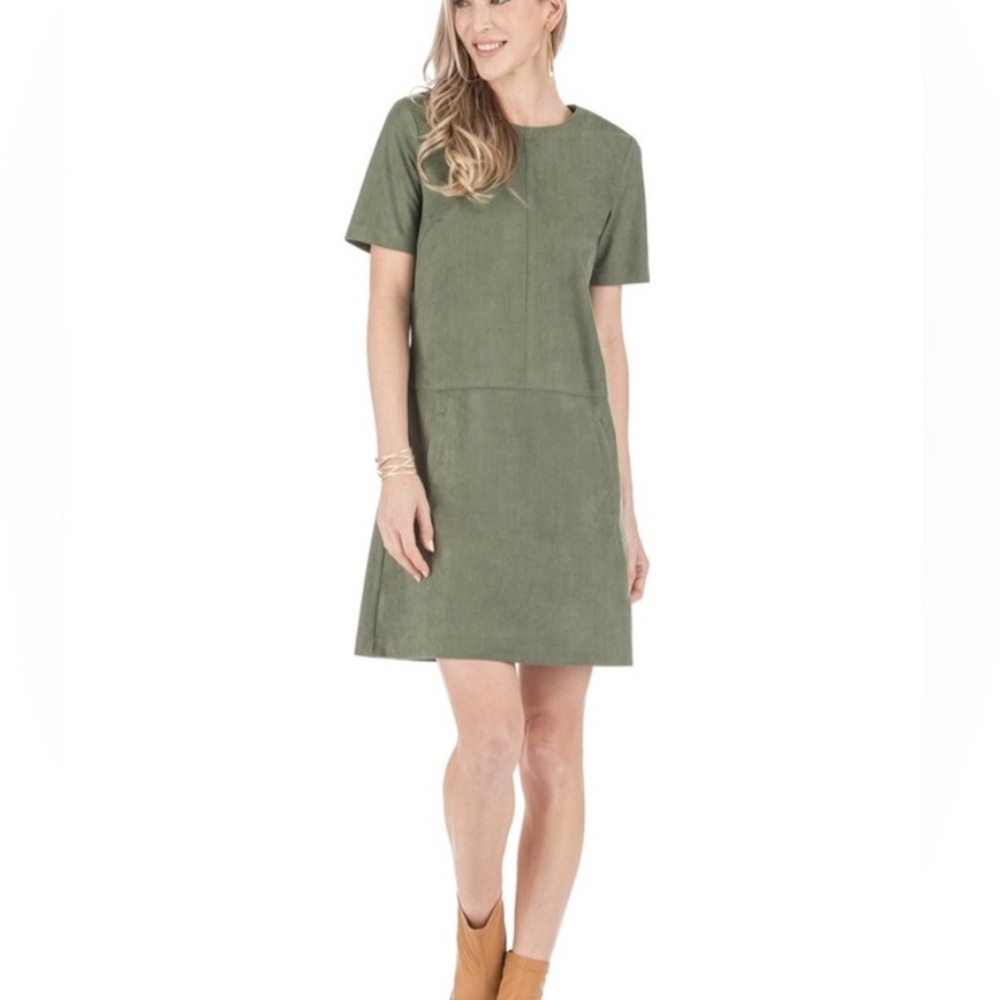 NWT Jade Faux Suede Short Sleeve Dress in Cafe. Size XS